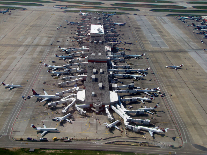 Illustration for article titled The Ten Worst Airports In The World